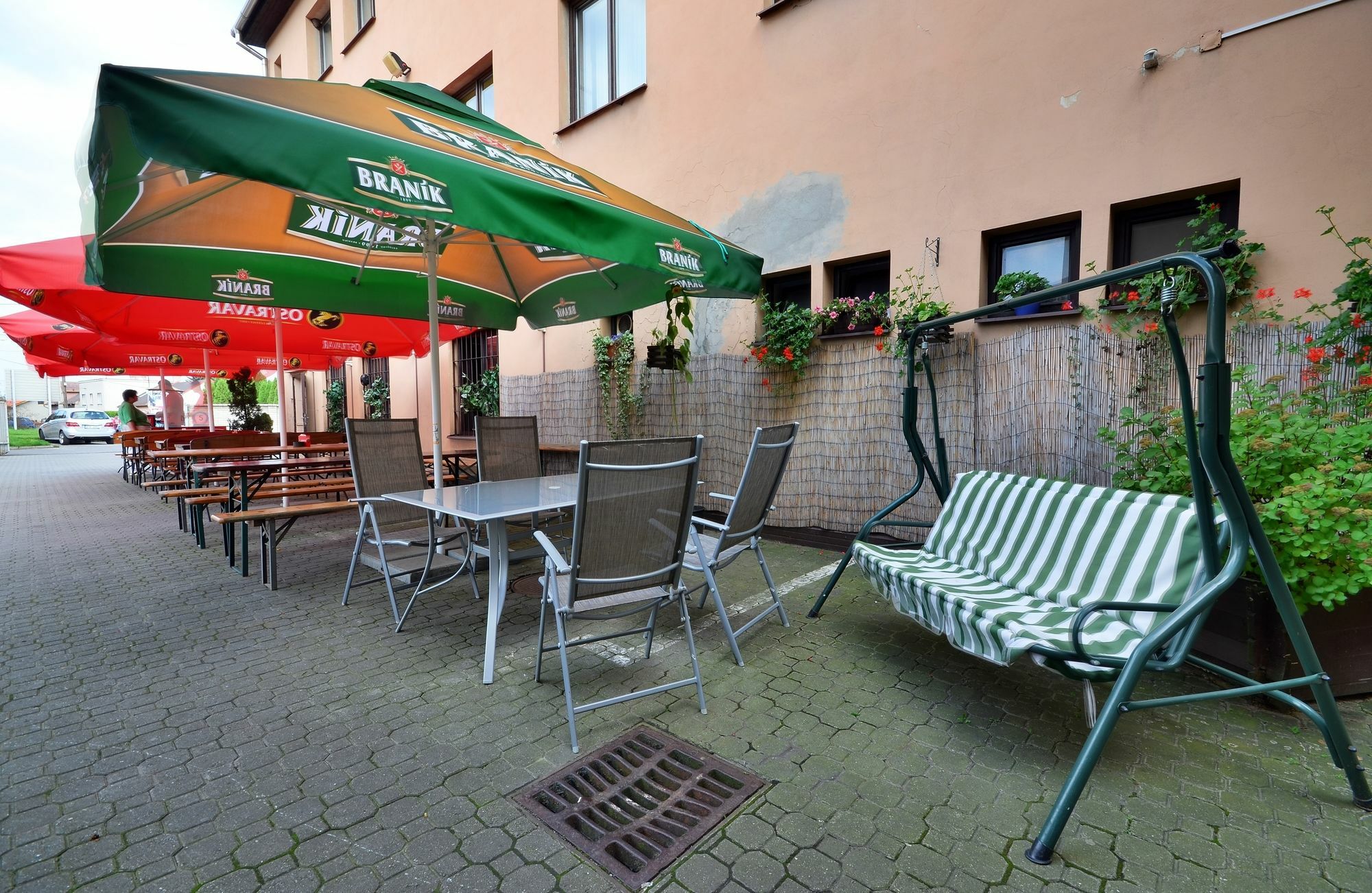 Hotel Isora Ostrava Bagian luar foto